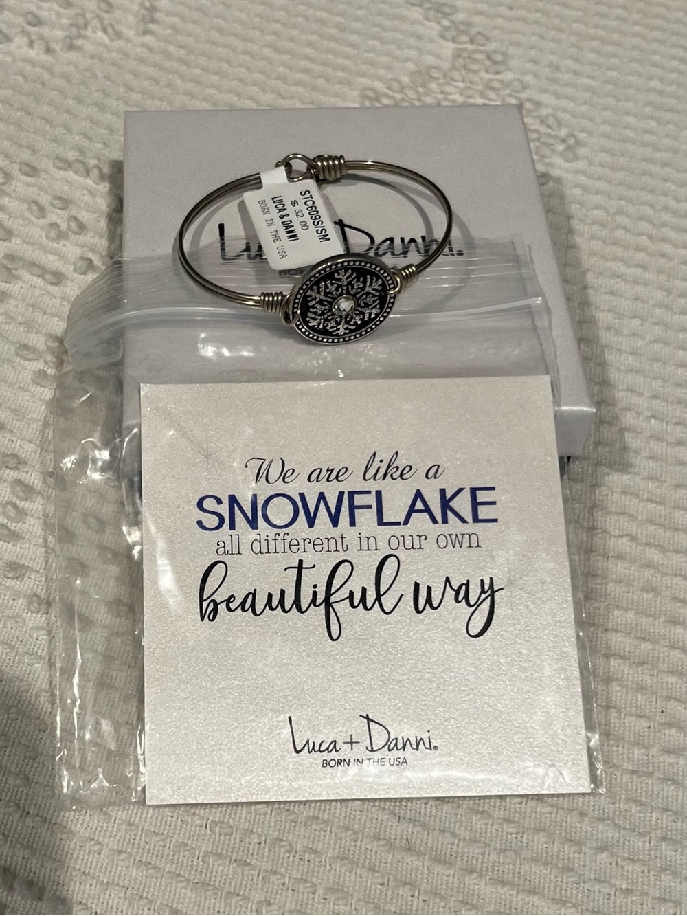 Luca + Danni Snowflake Bangle Bracelet, NWT , In Box, Petite, Silvertone